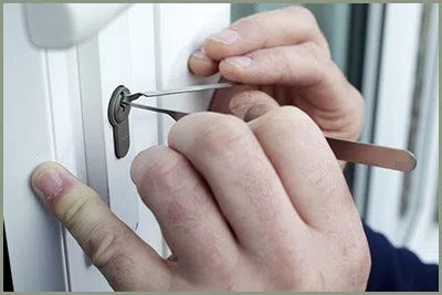 Locksmith Solution Services Orangeburg, NY 845-215-8474 - 68-44-15